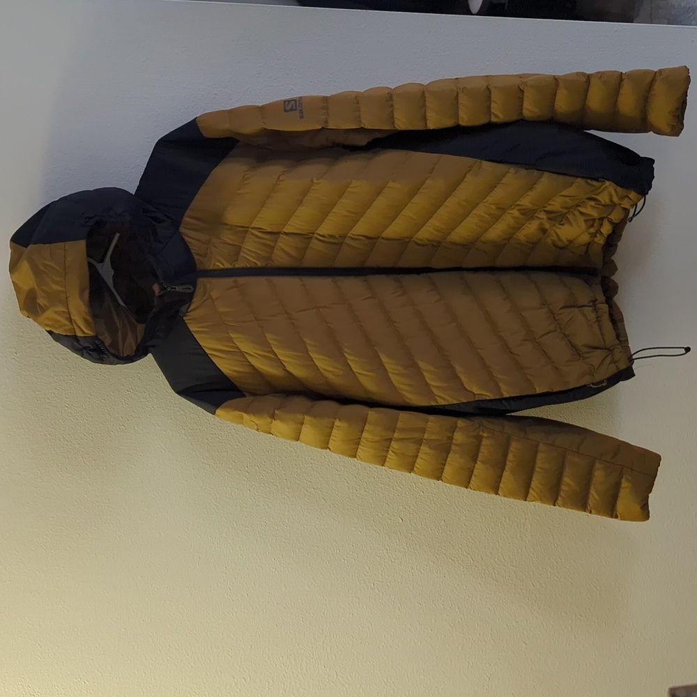 SALOMON DOWN HOODED PUFFER JACKET